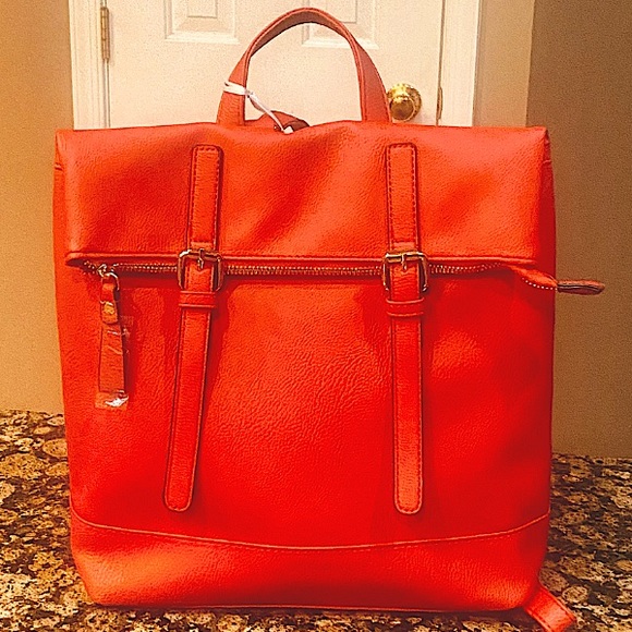 Gorgeous LA TERRE VEGAN BACKPACK BAG. - Picture 6 of 9